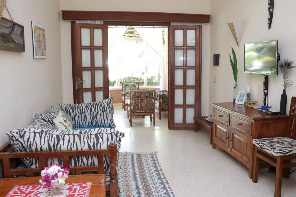 Tembo Beach Cottage Malindi Kültér fotó