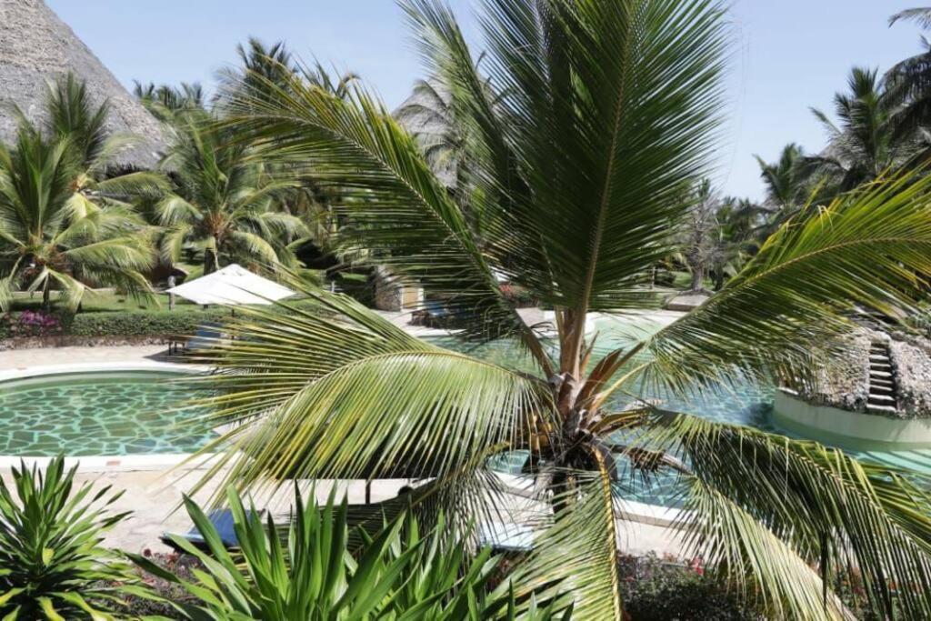 Tembo Beach Cottage Malindi Kültér fotó